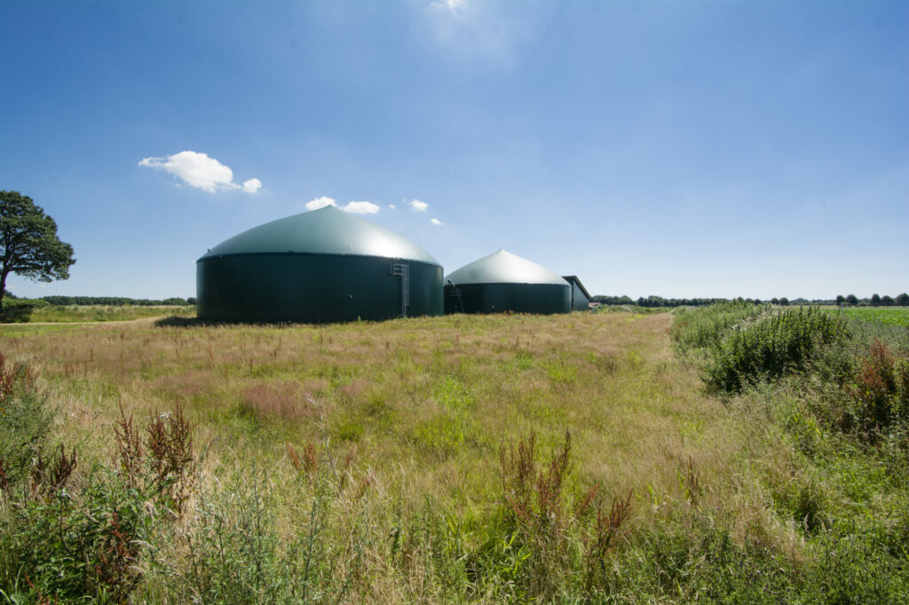 Biogas silo ductor